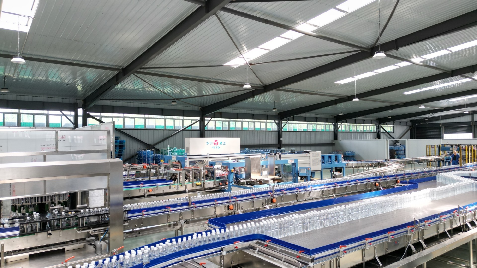 Filling line pic 1.jpg